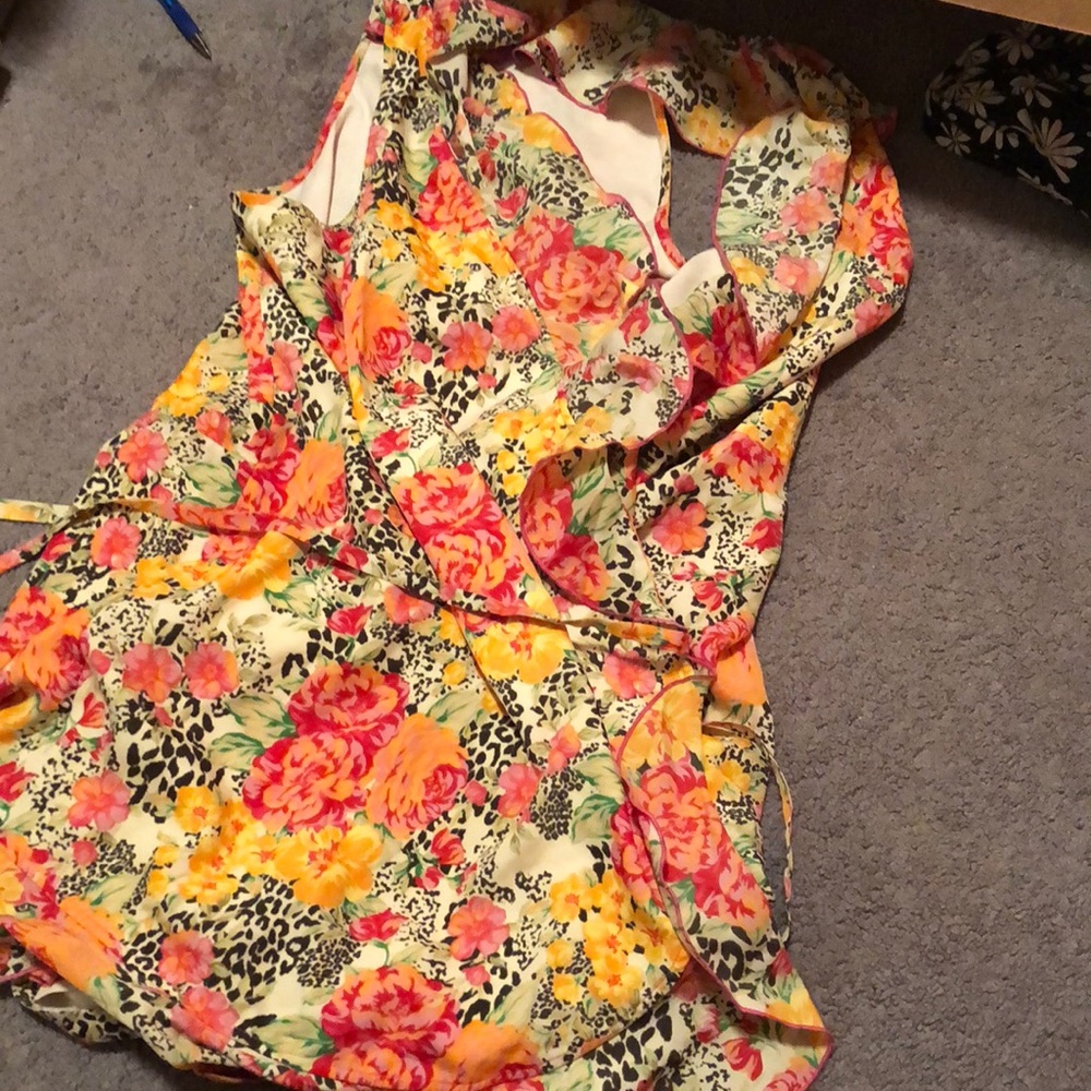 Guess romper